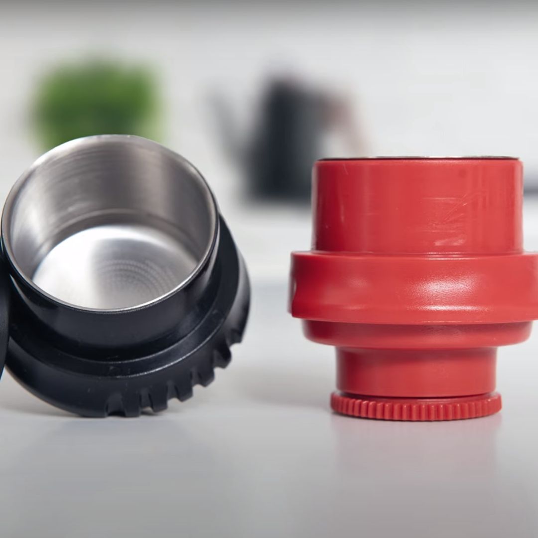 Pákový kávovar Flair Neo do domácnosti i na cesty.